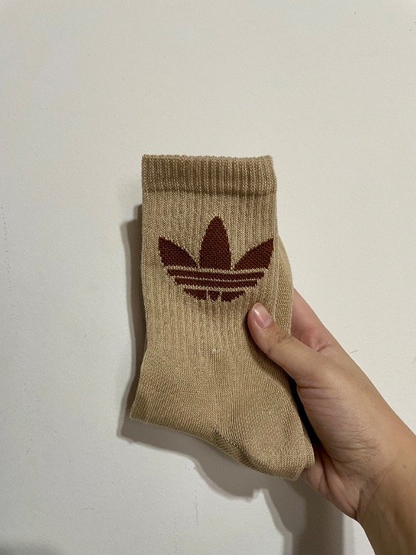 Tenis adulto Adidas originals beige oscuro