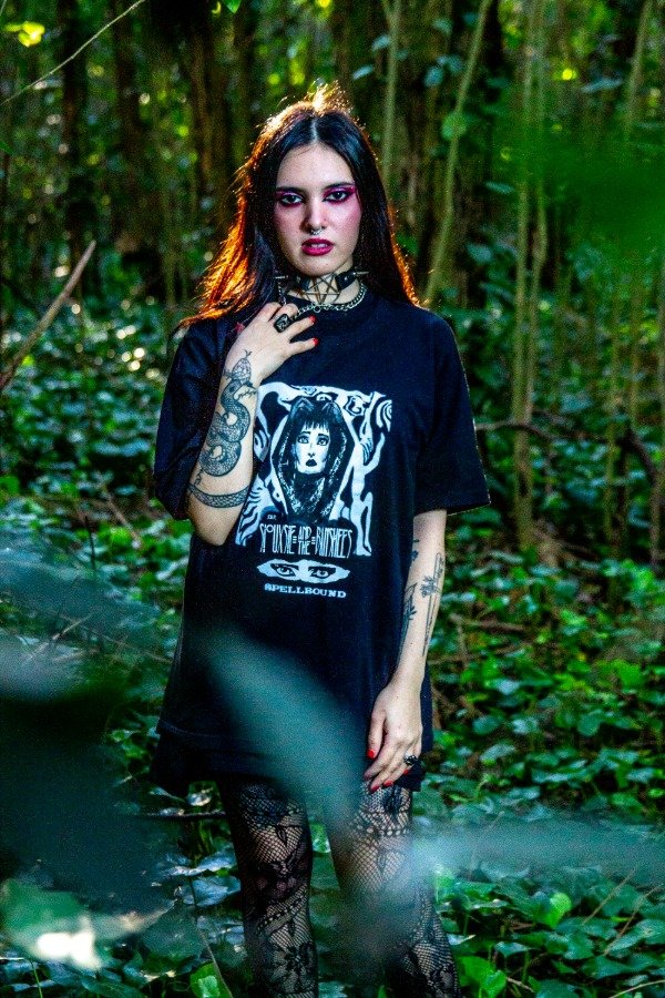 Producto - Remera Spellbound