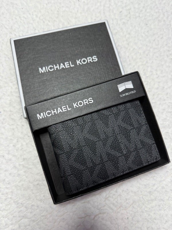 Producto - Billetera Michael Kors