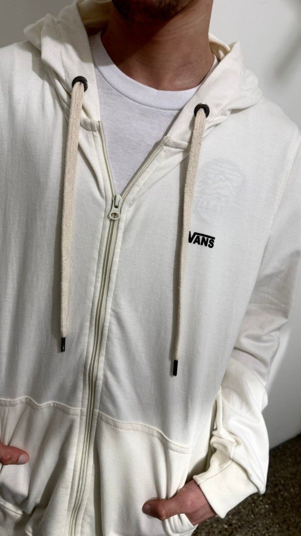 Producto - Campera rustica Vans blanca