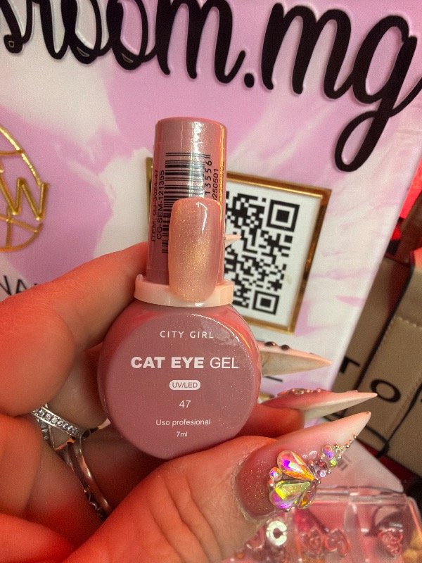 Producto - Esmalte cat eye city girl N 47 super oferta