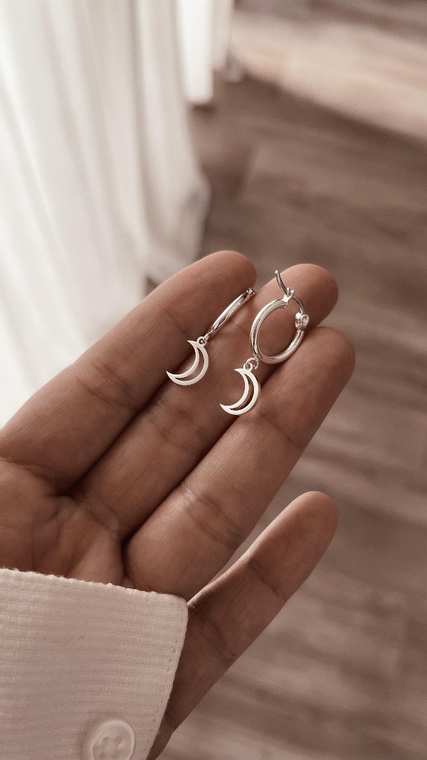 Producto - Argollas Denisse con dije de luna AB