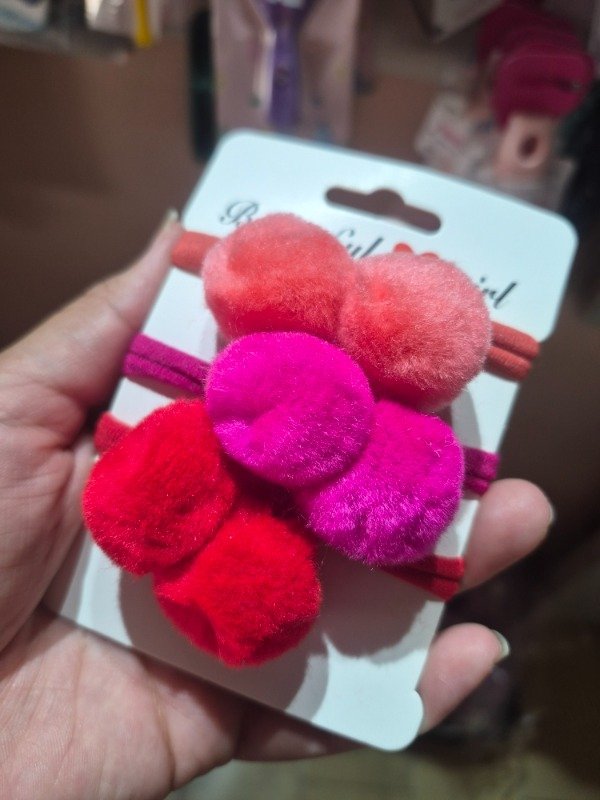 Producto - Trio Colitas Pompón Pasión (grande)