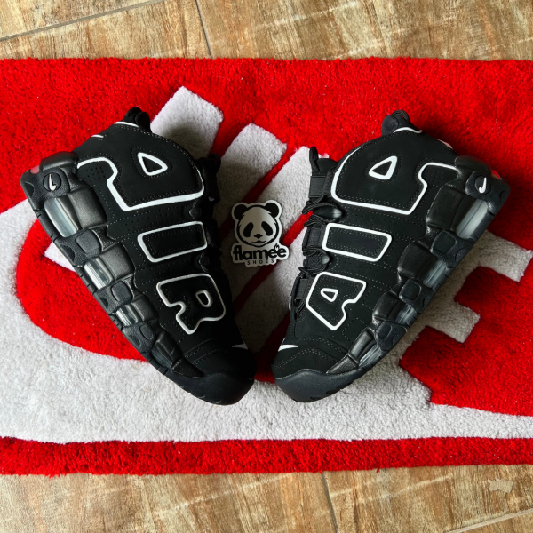 Producto - NIKE UPTEMPO BLACK AND WHITE