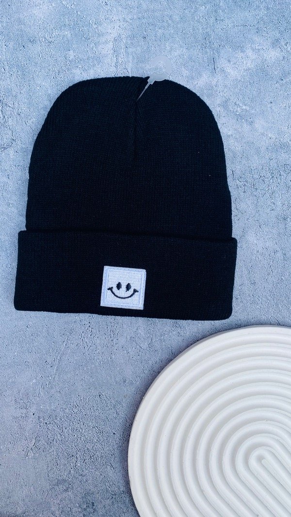 Producto - GORRO LANA SMILE BLACK