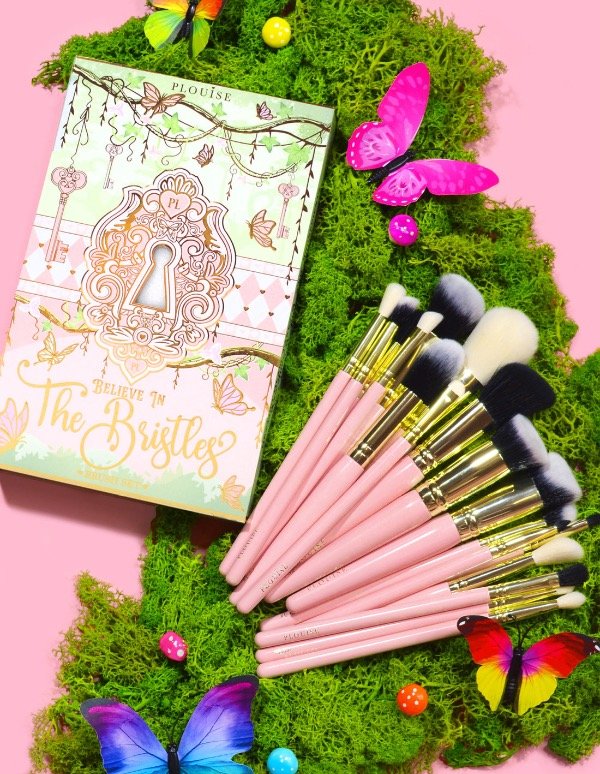 Producto - P LOUISE Juego de 20 brochas Believe In The Bristles