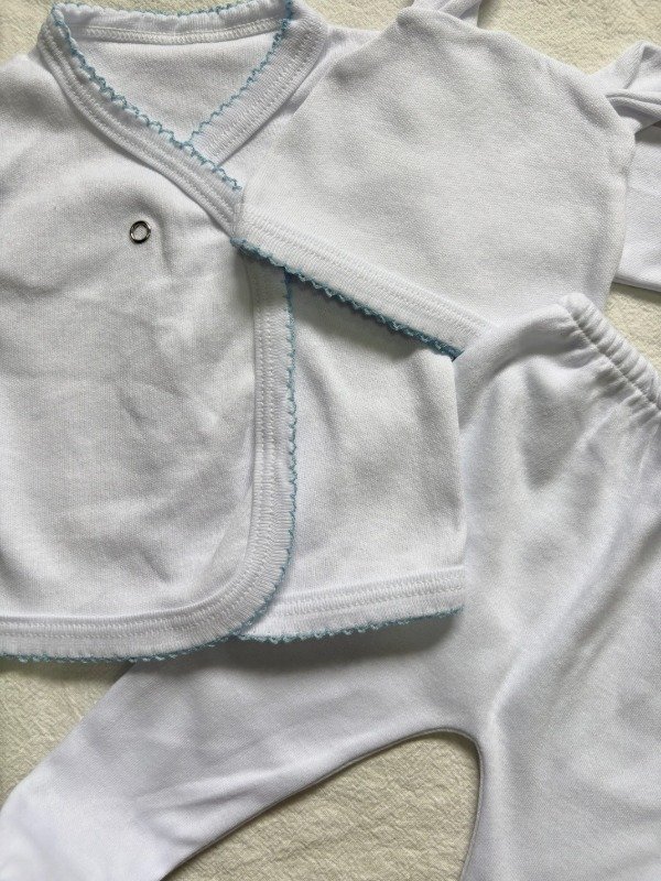 Producto - Ajuar 3 piezas Picot Celeste