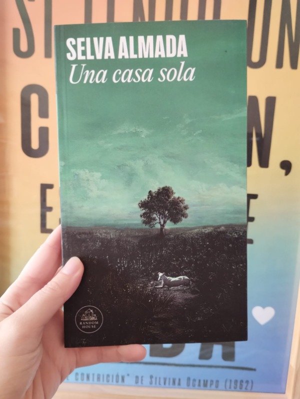 Producto - Una casa sola de Selva Almada