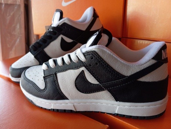 Producto - Dunk SB PANDA