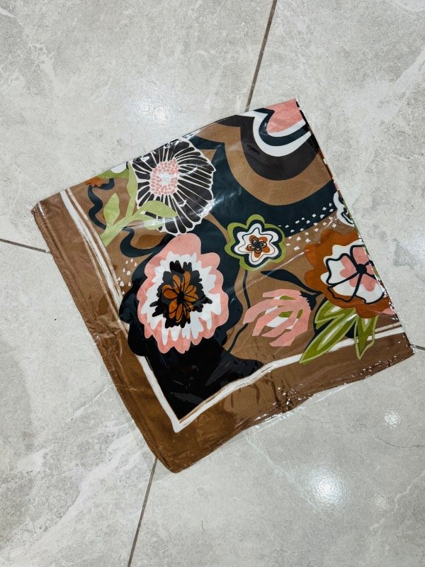 Producto - Pañuelo Floral Heart Day - 0