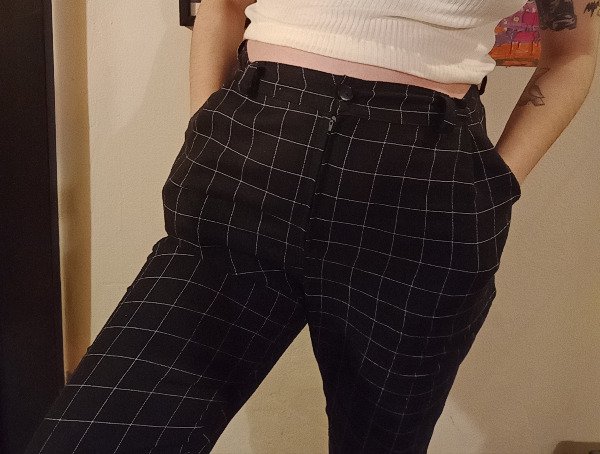 Producto - Pantalón pinzado
