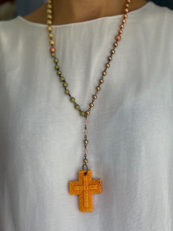 Producto - Rosario con cruz naranja