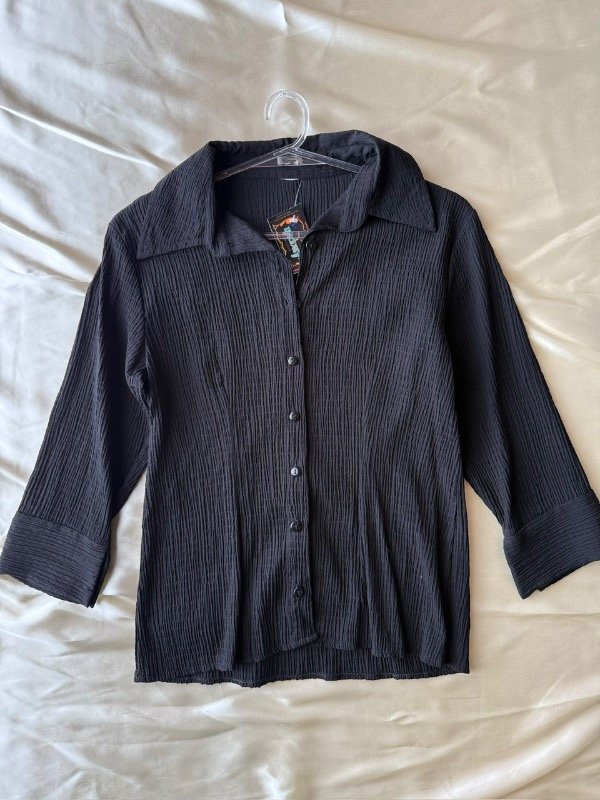 Producto - Camisa y2k negra arrugada - 0
