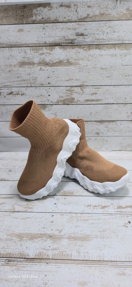 Producto - zapatilla botita alta tejida camel del 36 al 40 - 2