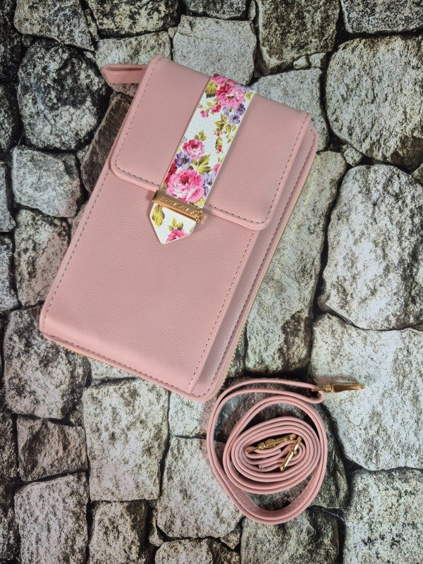 Producto - Billetera portacelular con correa rosa