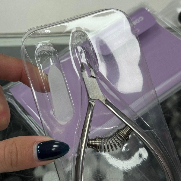 Producto - CortaCuticulas con resorte CityGirl