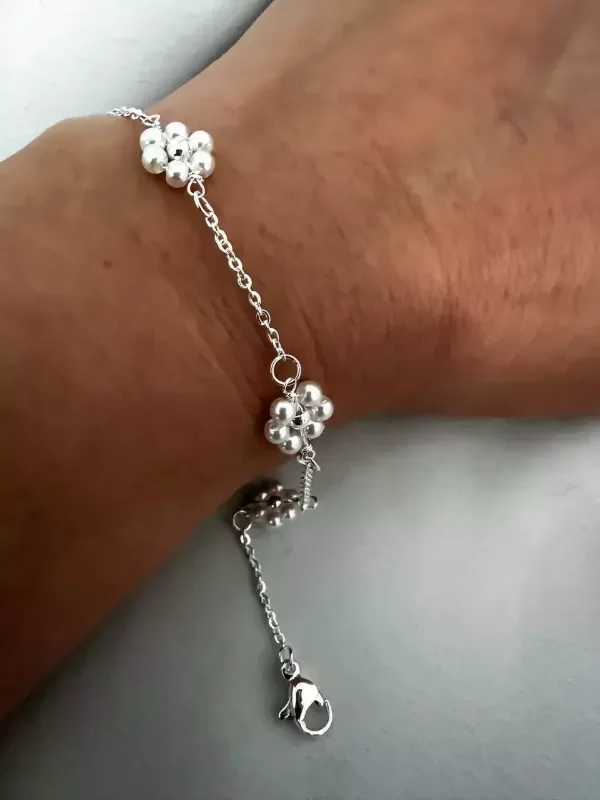 Producto - Pulsera florcitas perladas