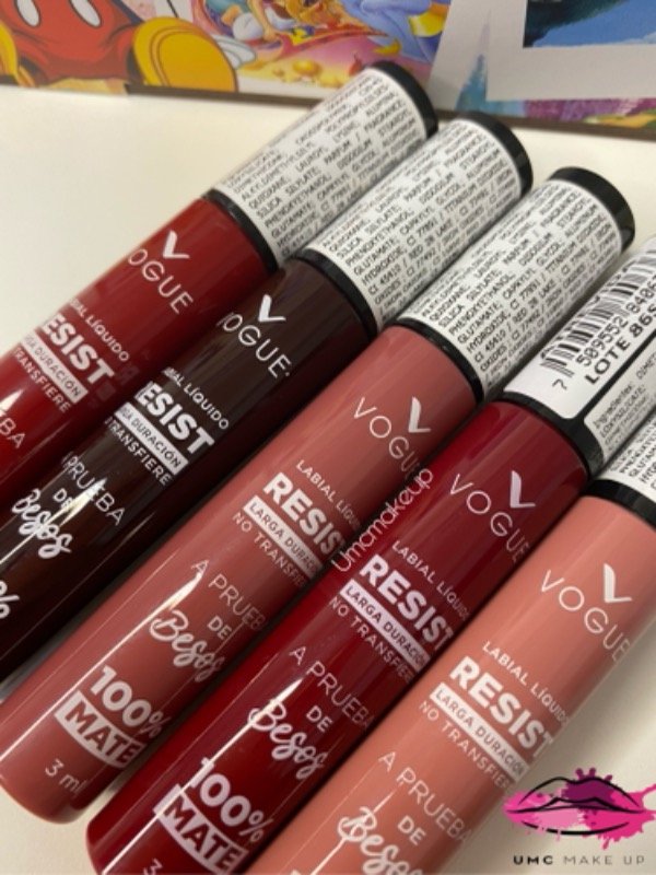 tonos de polvo vogue resist