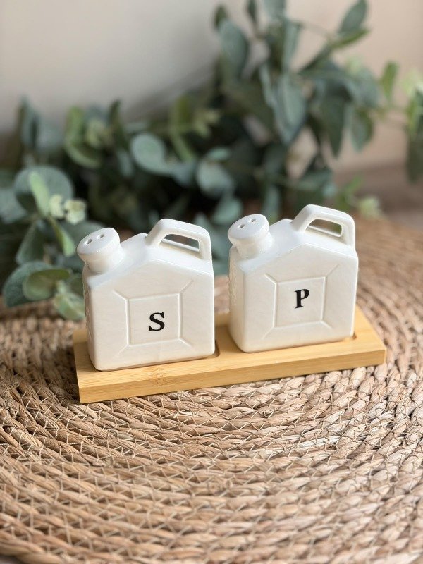 Producto - Salero y pimentero House