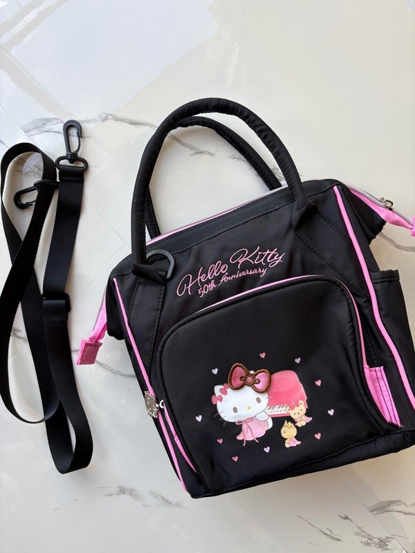 Producto - Lunchera termica Hello kitty 50 aniversario