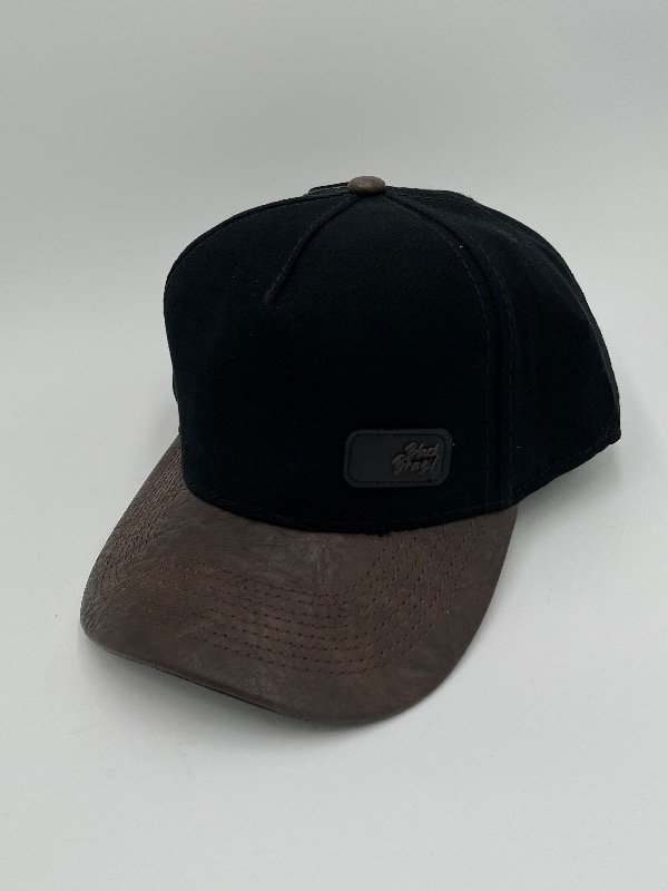 Producto - Black capellana cuero dos