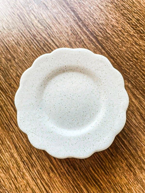 Producto - PLATITO ROMA FLOR - COLOR MANTECA