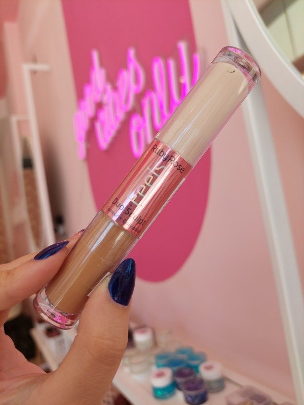 Producto - Duo corrector y contorno líquido - Tono Cocoa - Pieles Trigueñas