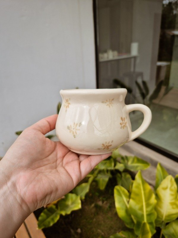 Producto - Tazón con florcitas beige