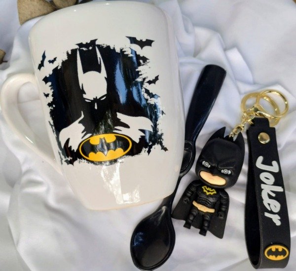 Producto - TAZA Y LLAVERO DE BATMAN