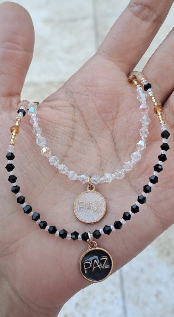 Producto - Collar Medalla Paz con Mix de Cristales