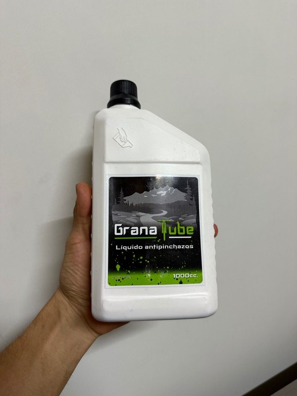 Producto - Líquido Tubeless GranaTube