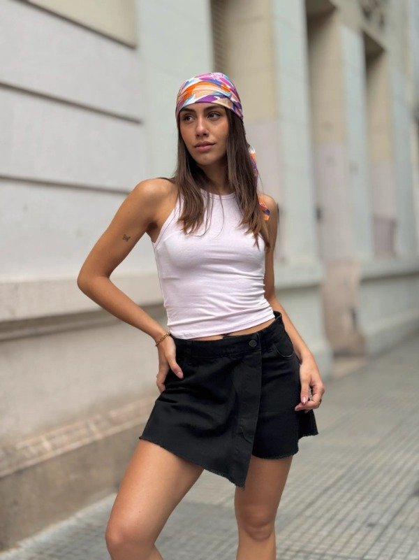 Producto - SHORT POLLERA TAPA NEGRO