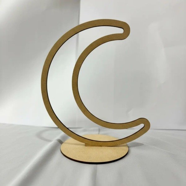 Producto - Centro De Mesa Luna Con Base 20cm Madera X 10