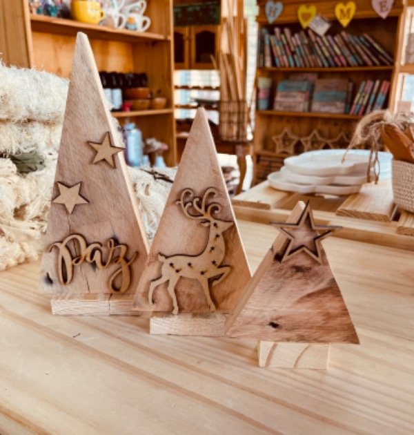 Producto - Trío de pinos + apliques