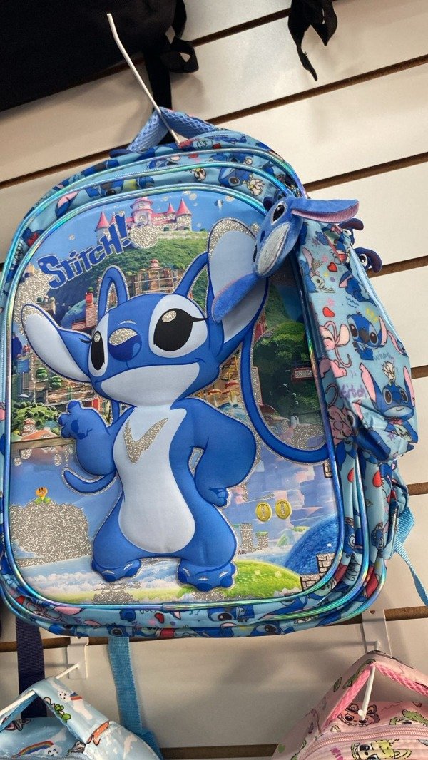 Producto - Mochila Angel oficio con cartuchera y llavero 3D