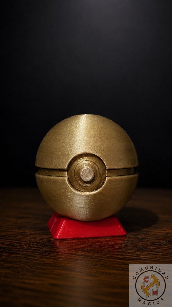 Producto - Pokébola Magikarp Dorado Impresa en 3D