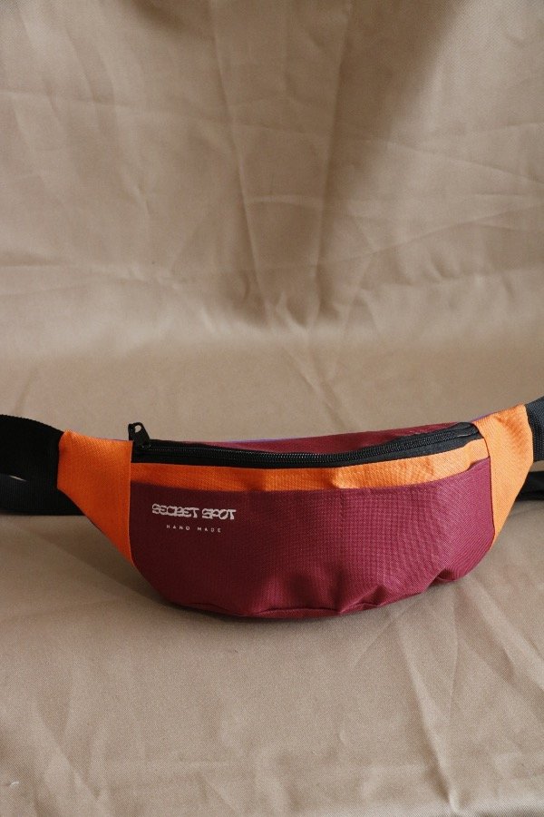 Producto - Riñonera naranja y bordo