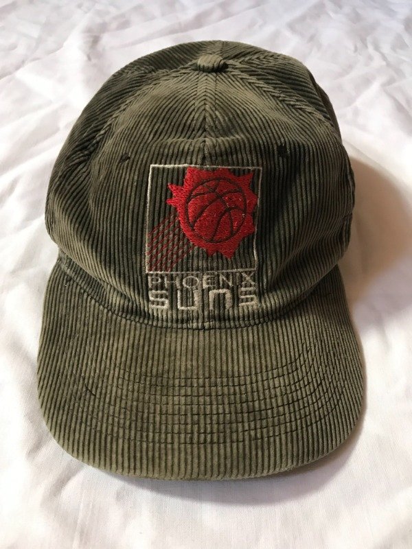 Producto - Vintage Phoenix Suns heavy embroied courderoy cap.