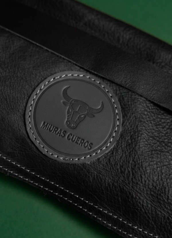 Producto - COMBO parrillero - Delantal, guantes y roll porta cuchillos - 6