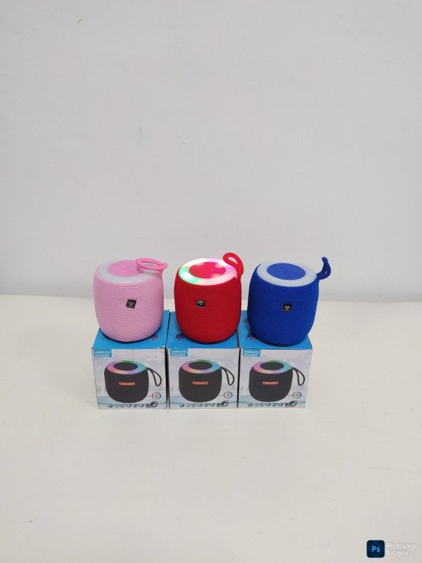 Producto - Parlante portátil con luces SH309