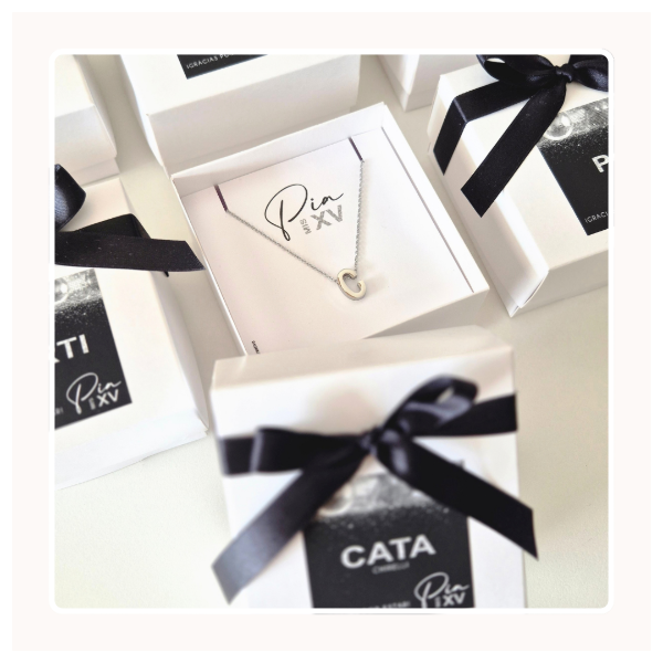 Producto - Caja personalizada con cadenita y dije - 1