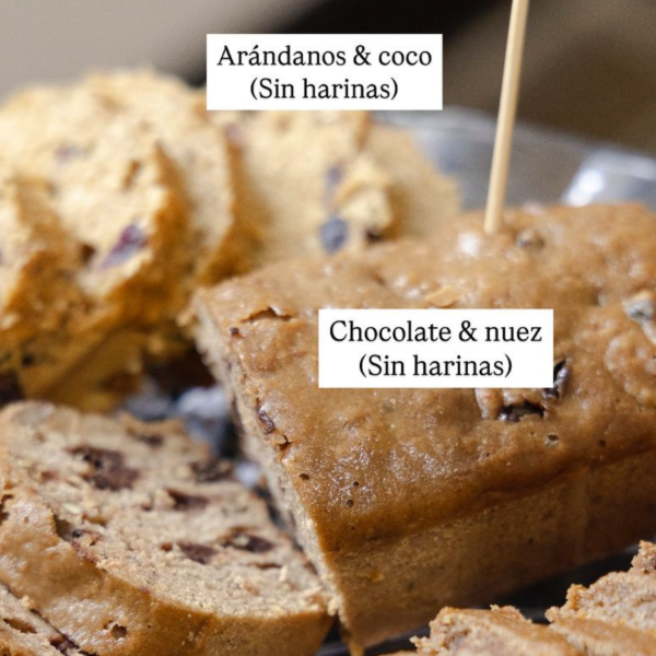 Producto - Budin -AJONJOLI- nuez y chips con harina de almendra x 400gr