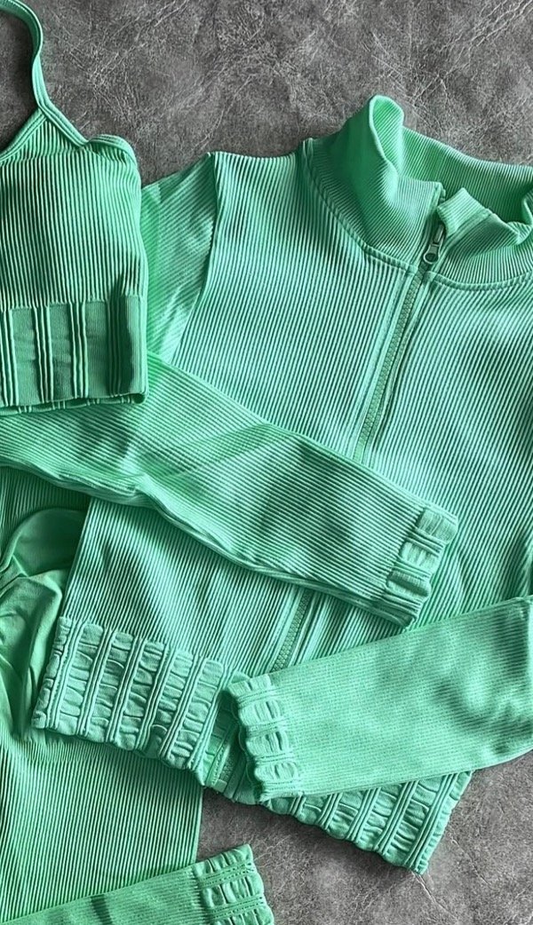 Producto - Campera Fit