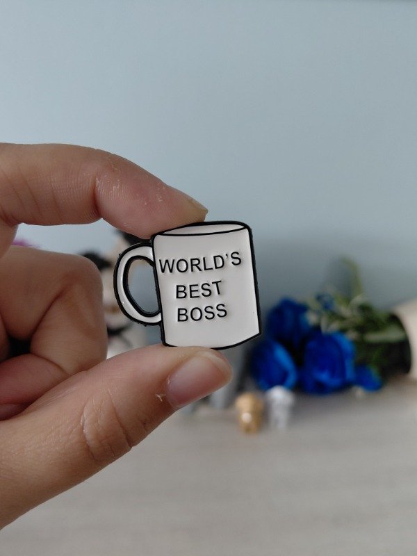 Producto - Pin metalizado - The office "World's best boss" #1185