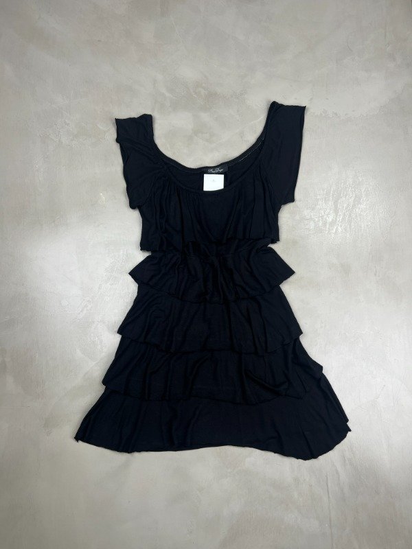 Producto - Ruffled Black Top