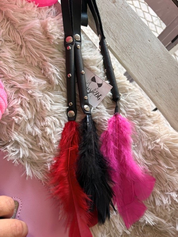 Producto - Pluma - Sex Shop