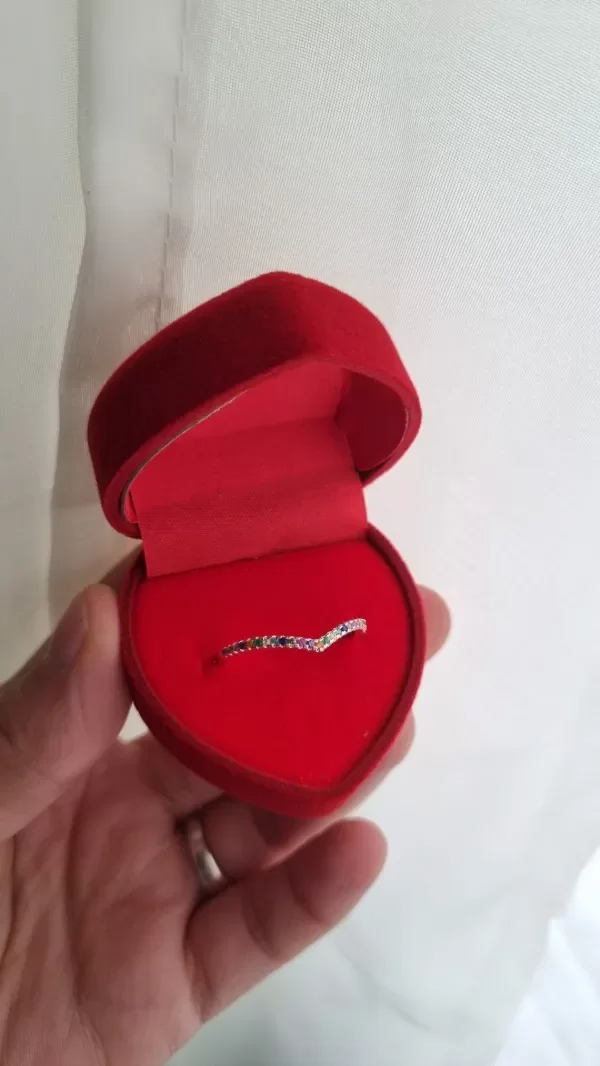 Producto - Anillo V con cubic de colores plata 925