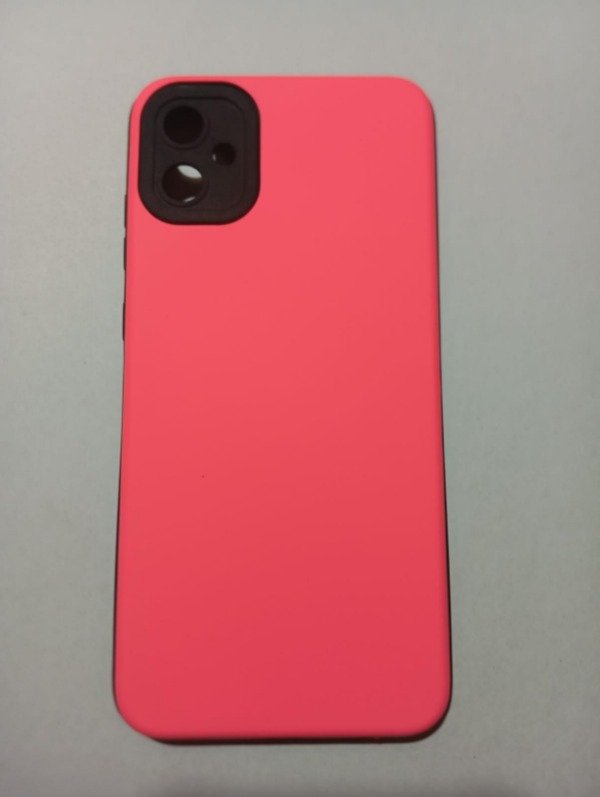 Producto - Funda Rígida Alto Impacto Fucsia para Samsung A05