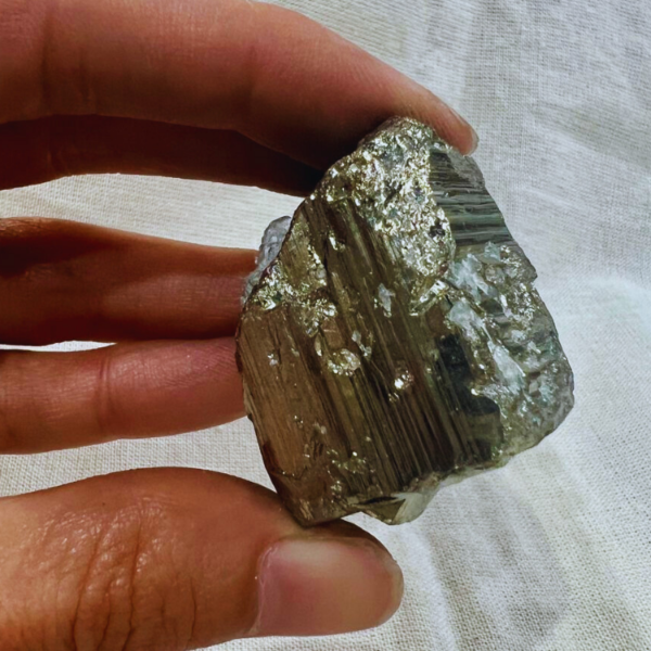 Producto - Cubo Pirita 030