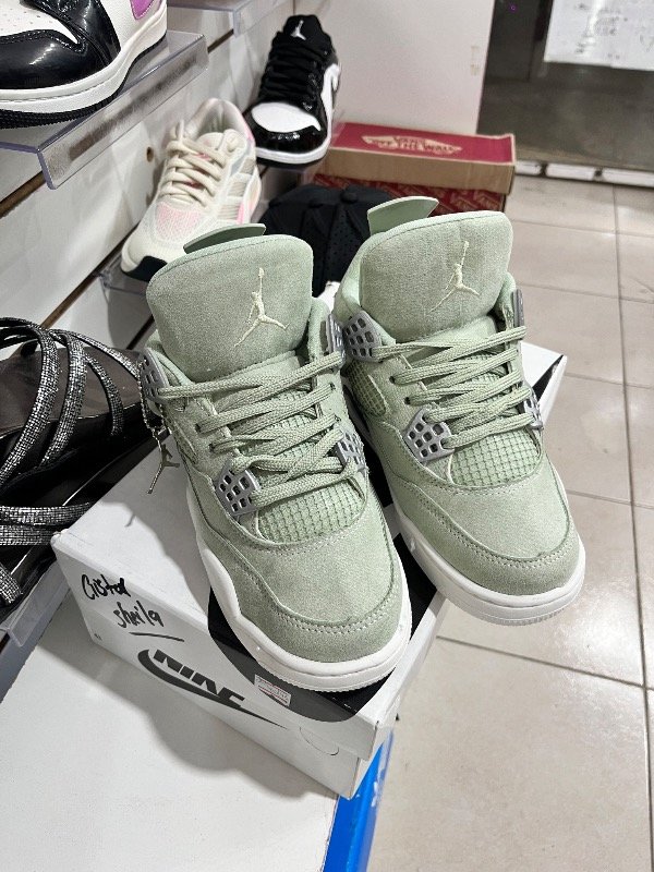 Producto - Jordan retro 4 - 1